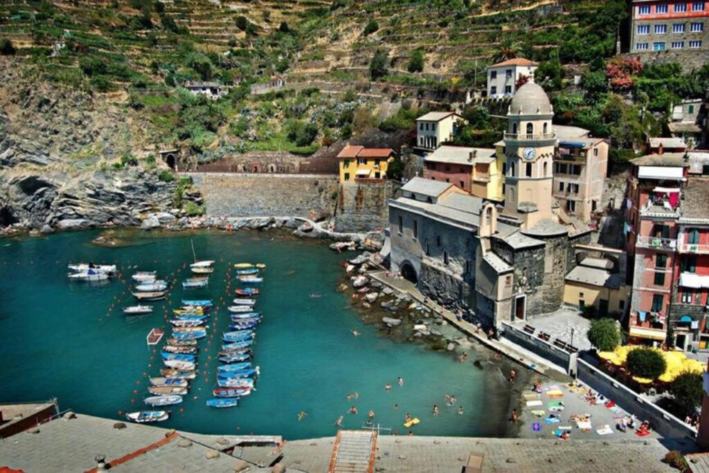 The Honeymooners' Paradise Suite Vernazza Exterior photo